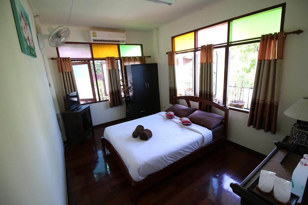 Absolute House Hostel Chiang Mai Kamer foto